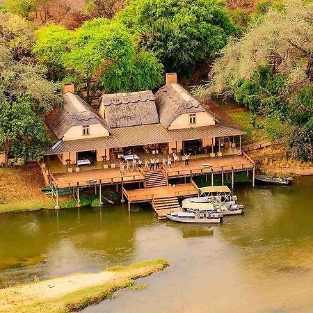 Royal Zambezi Lodge Mafuta Экстерьер фото