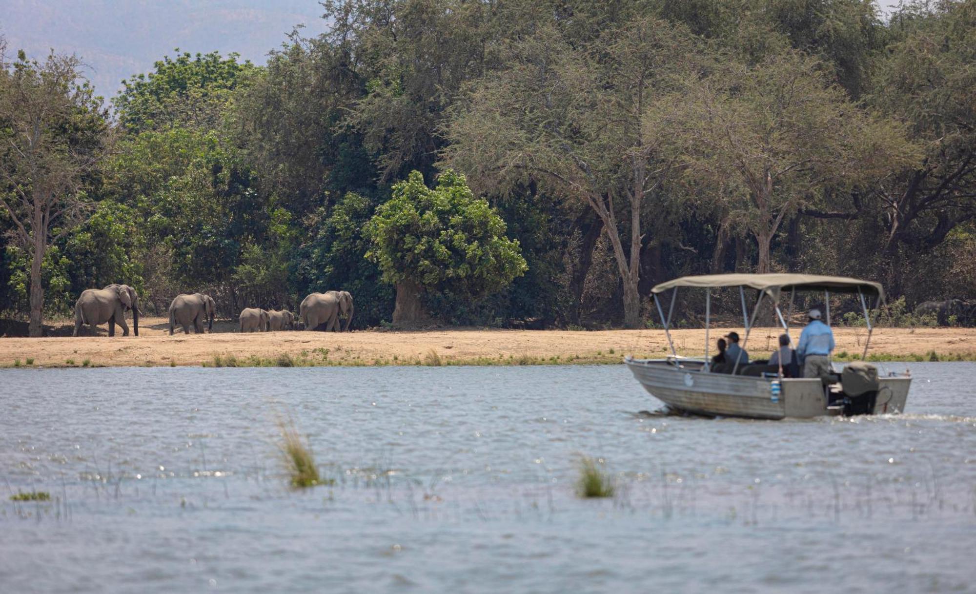 Royal Zambezi Lodge Mafuta Экстерьер фото